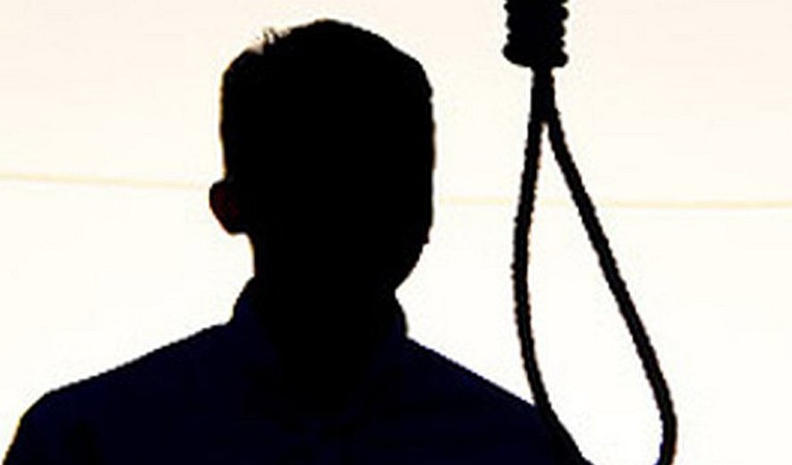 ۱۸+ اعدام یک زندانی در استادیوم ورزشی نی‌ریز/ تصویر