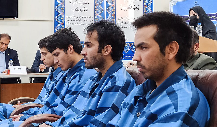 حکم دو تبعه افغانستان که در پرونده شاهچراغ به اعدام محکوم شده بودند، در ملأ عام اجرا شد