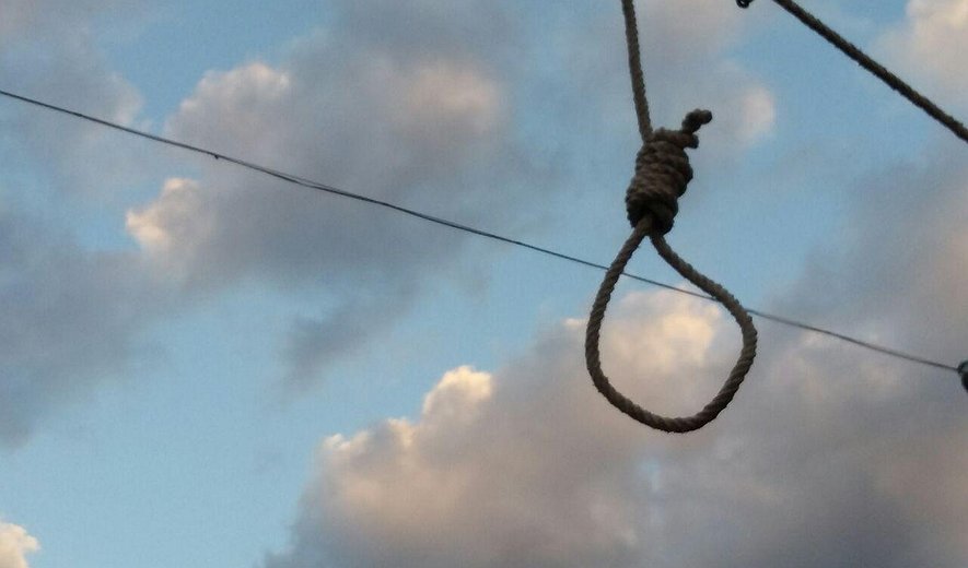 اعدام دو زندانی در ملأ عام در سرپل ذهاب/ تصویر