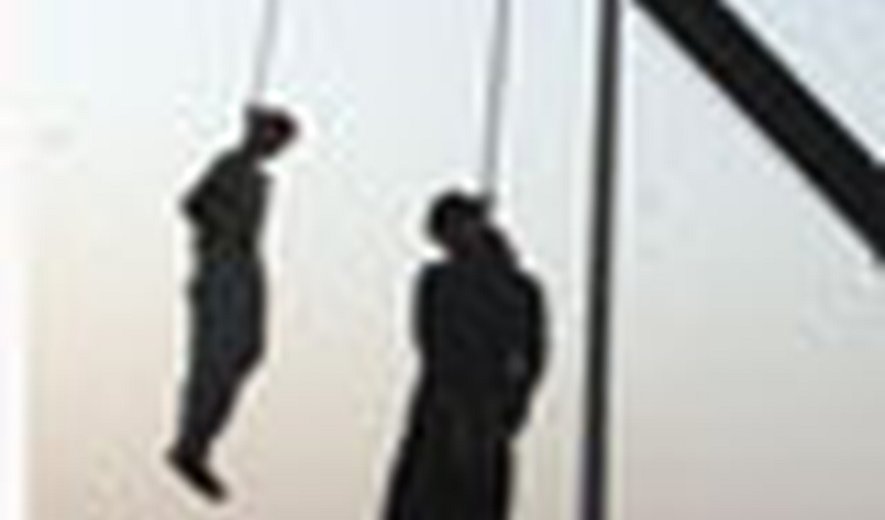 At least two juvenile offenders among the four executed in public in Bandar Abbas last week