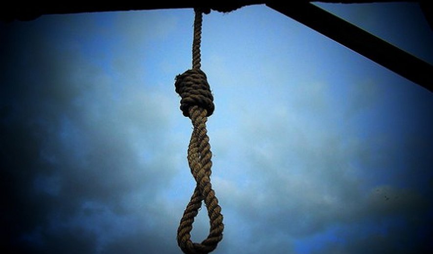 اعدام در ملا عام احمد (32 ساله) در ورامین یک ماه به تعویق افتاد