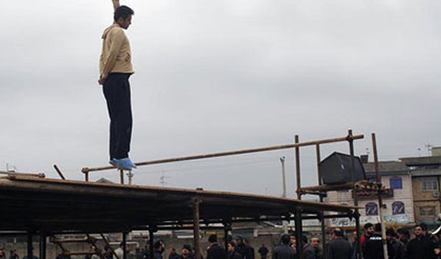 Four prisoners executed in Iran: Three hanged publicly 