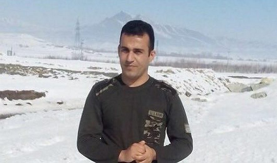 Iran: Ramin Hossein Panahi Returned from Solitary Confinement but Still in Danger of Execution