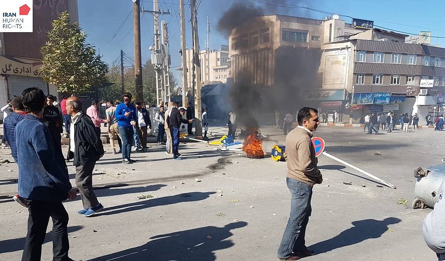 رویترز می‌گوید ۱۵۰۰ نفر در اعتراضات آبانماه کشته شده‌اند؛ سازمان حقوق بشر ایران خواستار اقدام فوری سازمان ملل شد