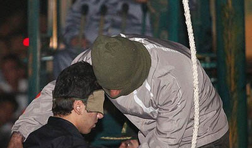 17-year-old Alireza was hanged in public in Karaj early this morning