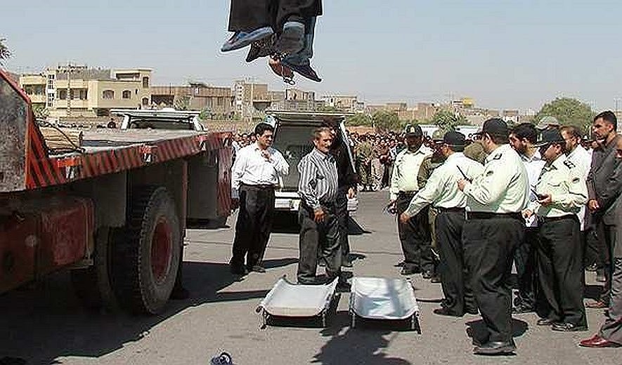 Sources Confirm 6 Executions in Central Iran and One in the South
