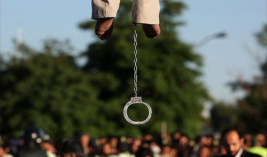 11 executions in Iran today- Five public hangings